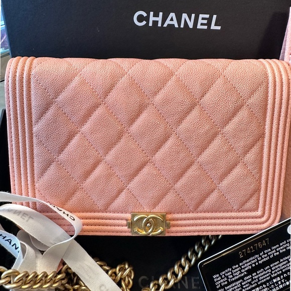 💯🥰❤️ CHANEL Caviar Quilted Boy Wallet On Chain WOC Pink - Picture 15 of 16